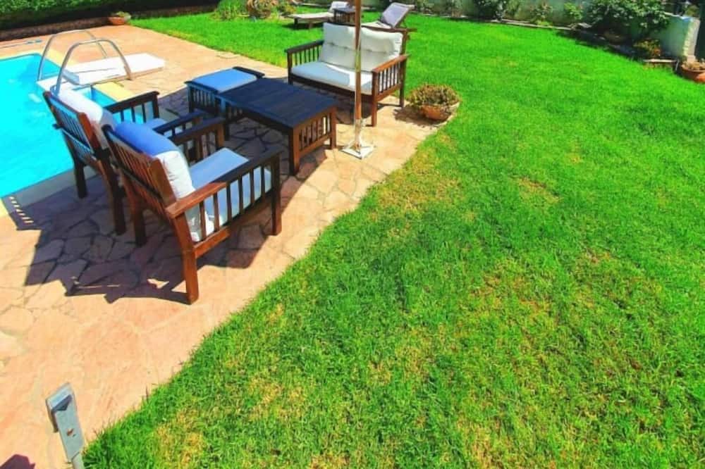 Photo of Outdoor in Paralia Porovitsis