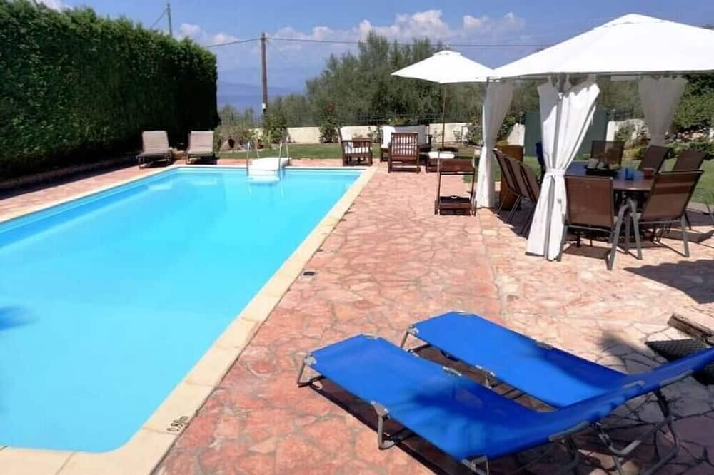 Photo of Outdoor in Paralia Porovitsis