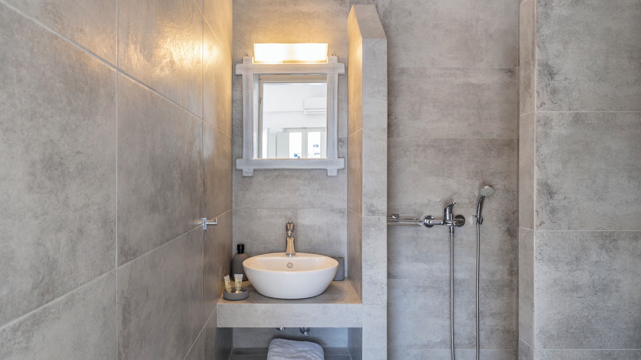 Photo of Bathroom in Kamari