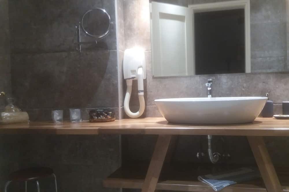 Photo of Bathroom in Konitsa