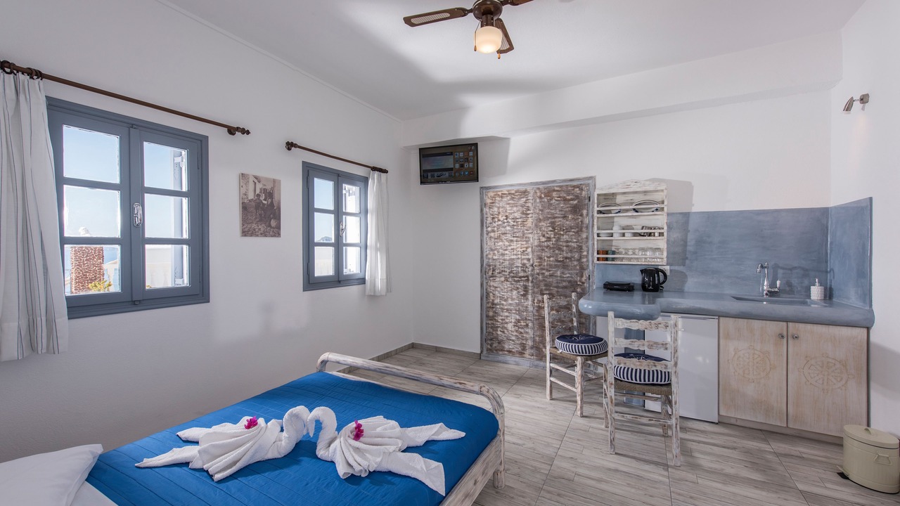 Photo of Bedroom in Oia