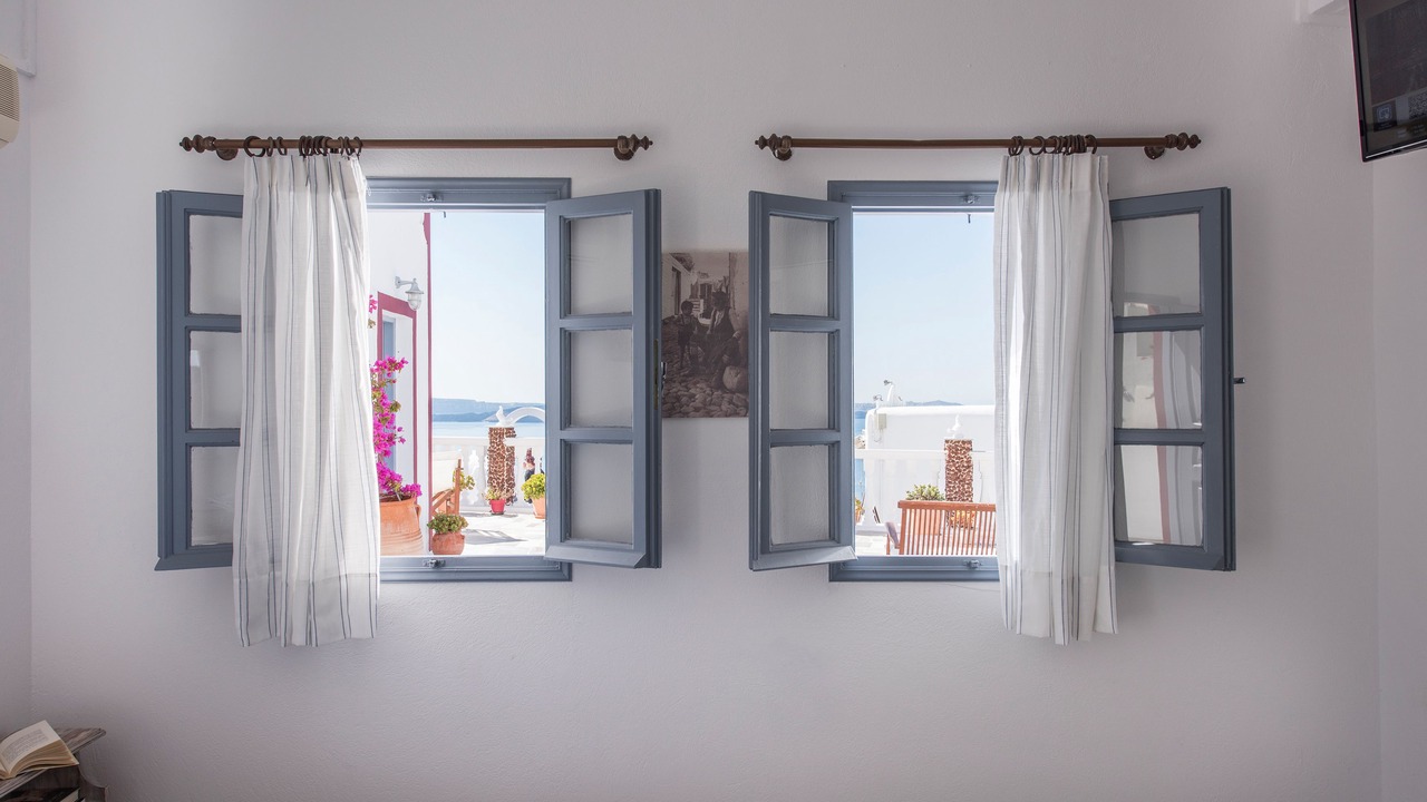 Photo of Bedroom in Oia