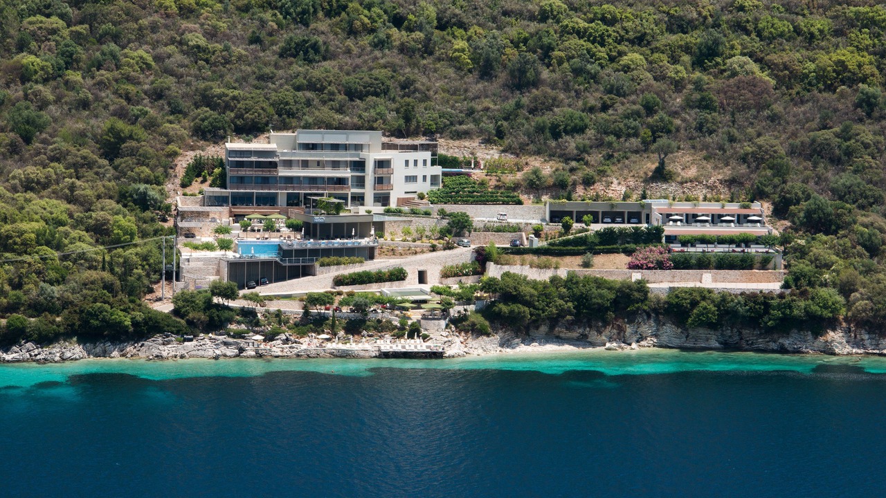 Photo of Outdoor in Mikros Gialos