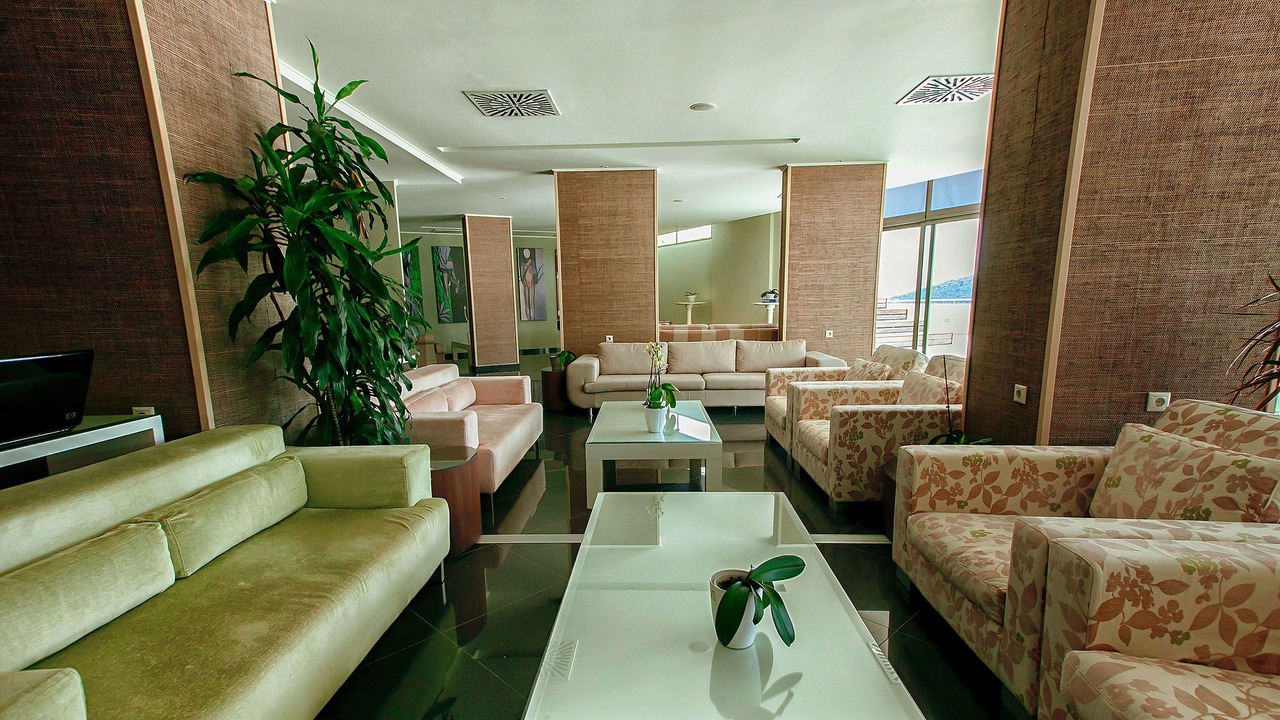 Photo of Others in Mikros Gialos