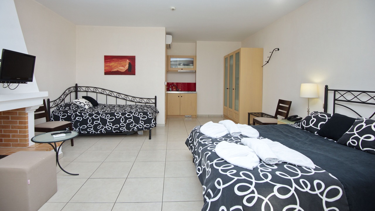 Photo of Bedroom in Steni Vala