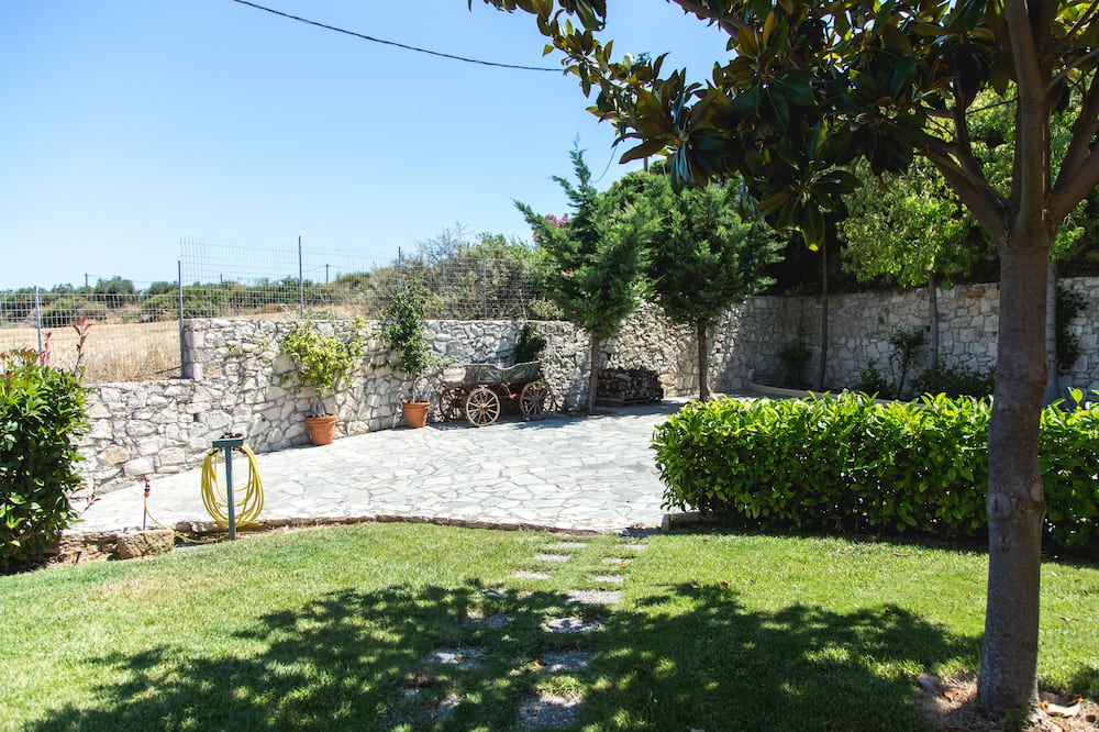 Photo of Outdoor in Giannoudion