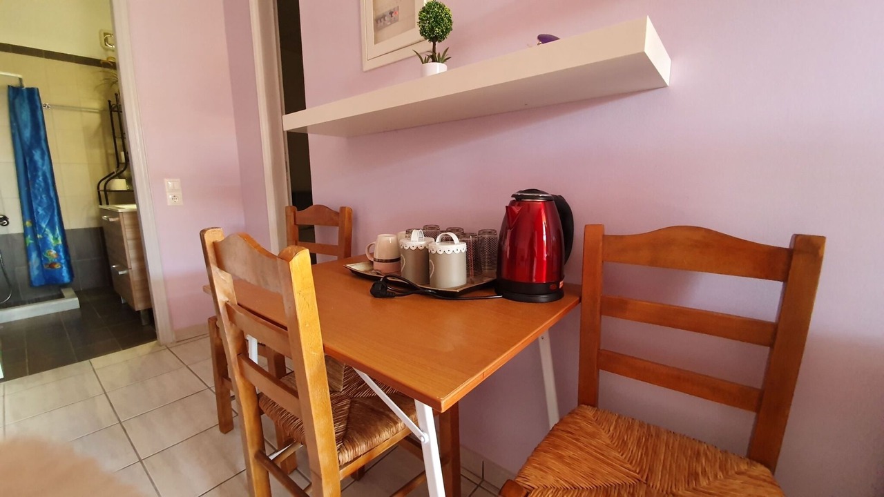 Photo of Kitchen in Markopoulon