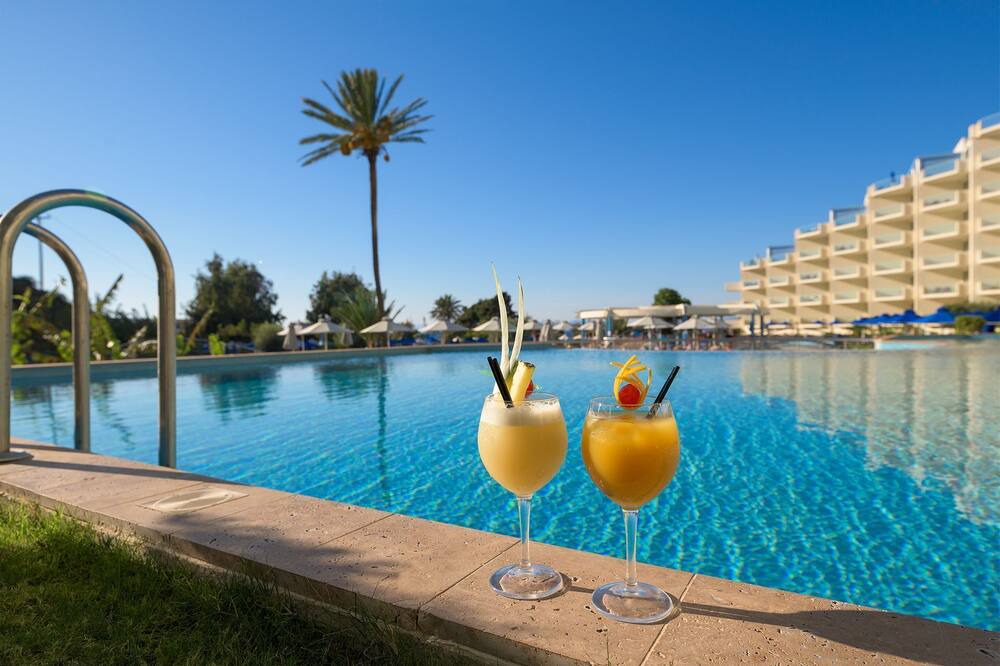 Photo of Outdoor in Ixia