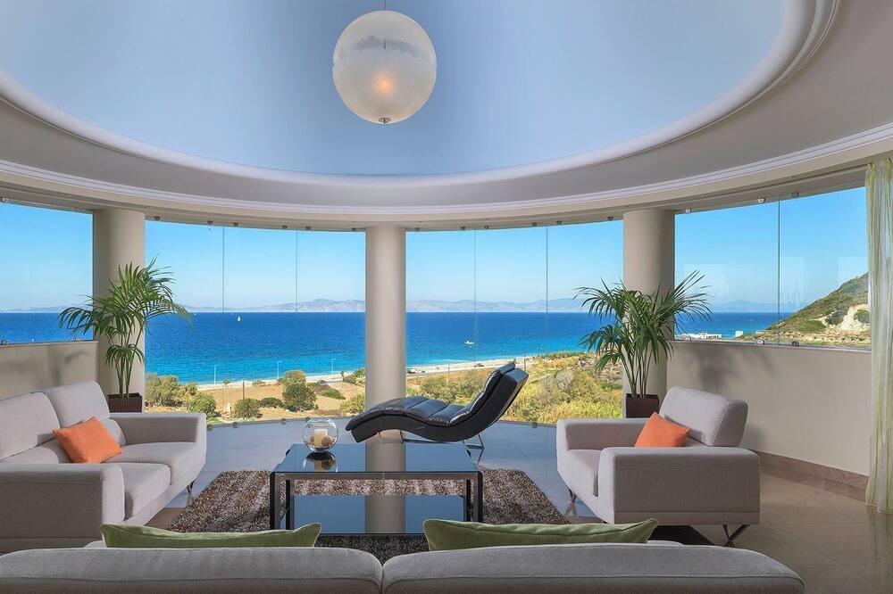 Photo of Livingroom in Ixia
