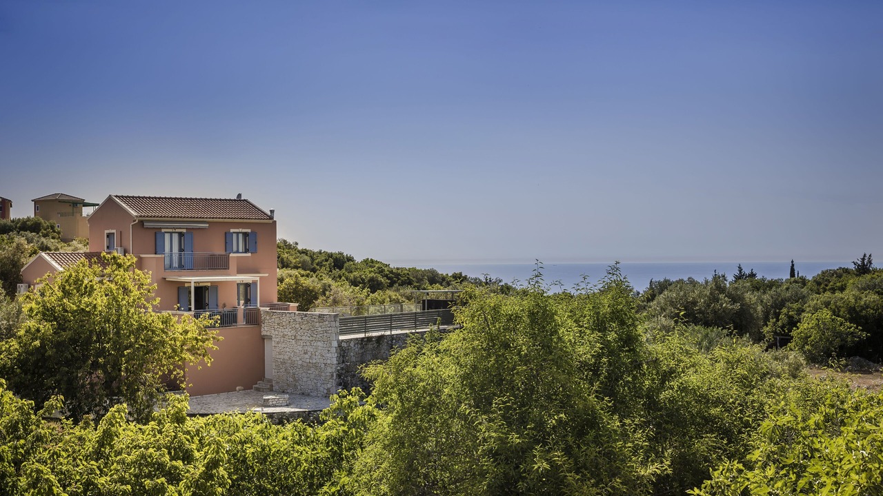Photo of Outdoor in Mesovounia