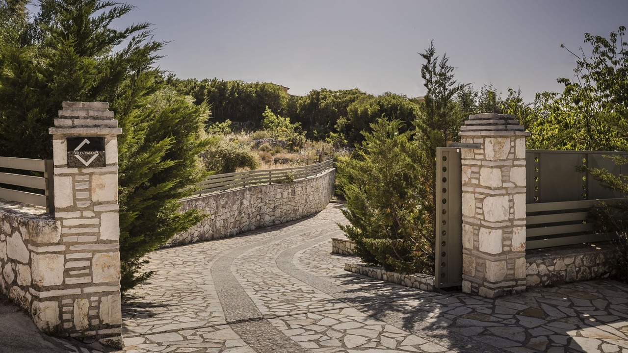 Photo of Outdoor in Mesovounia