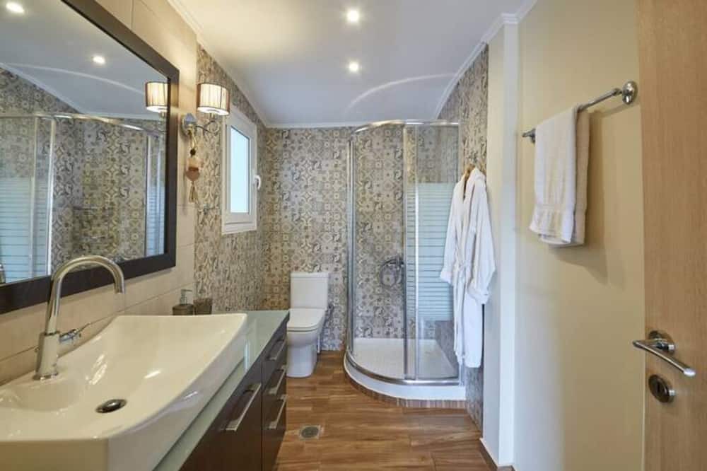 Photo of Bathroom in Lavreotiki