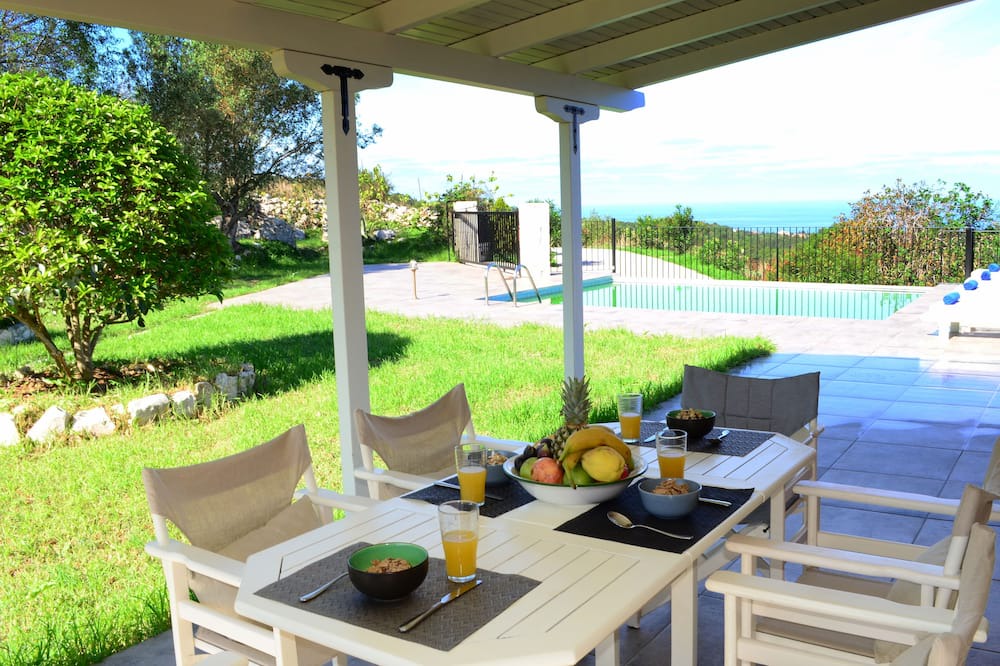 Photo of Patio Balcony in Katsarata