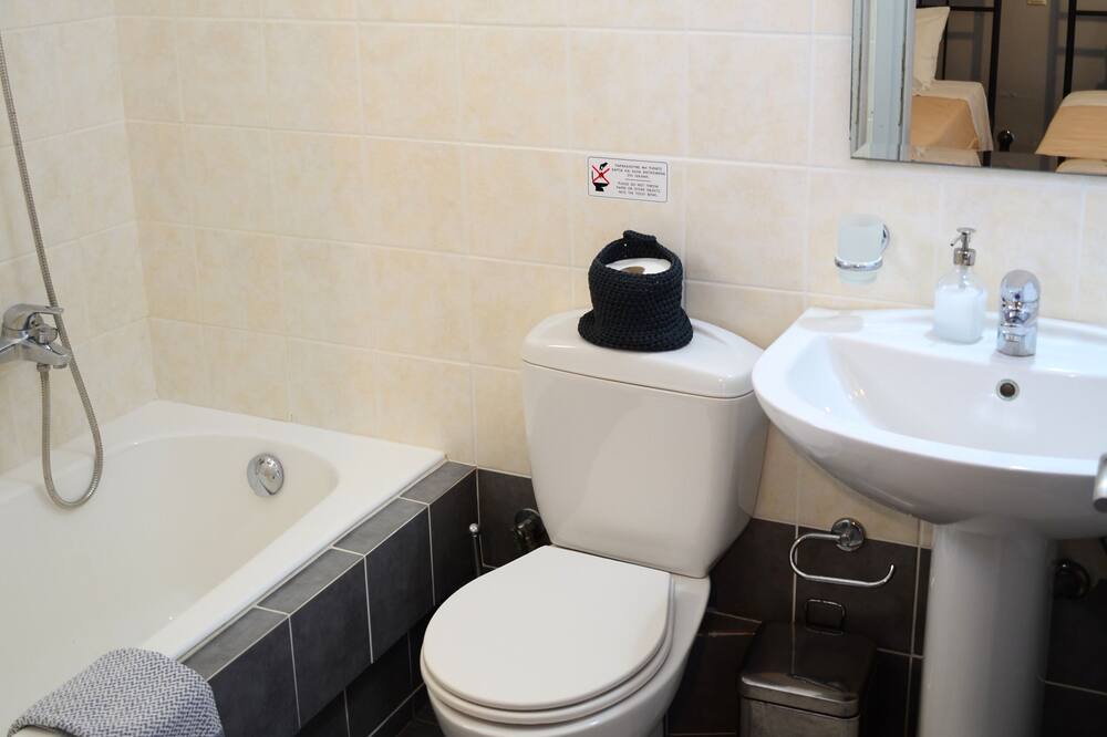 Photo of Bathroom in Katsarata