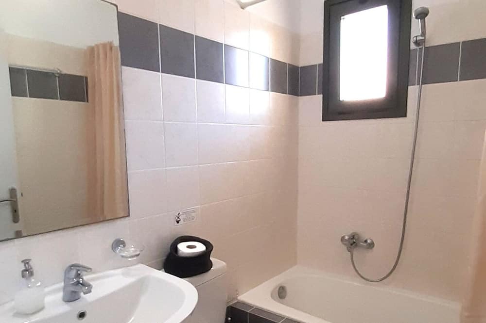 Photo of Bathroom in Katsarata