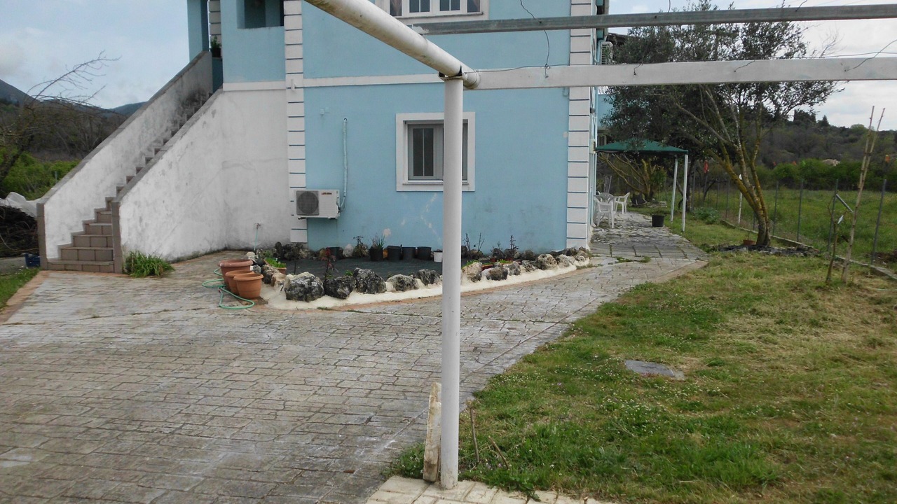 Photo of Outdoor in Doukades