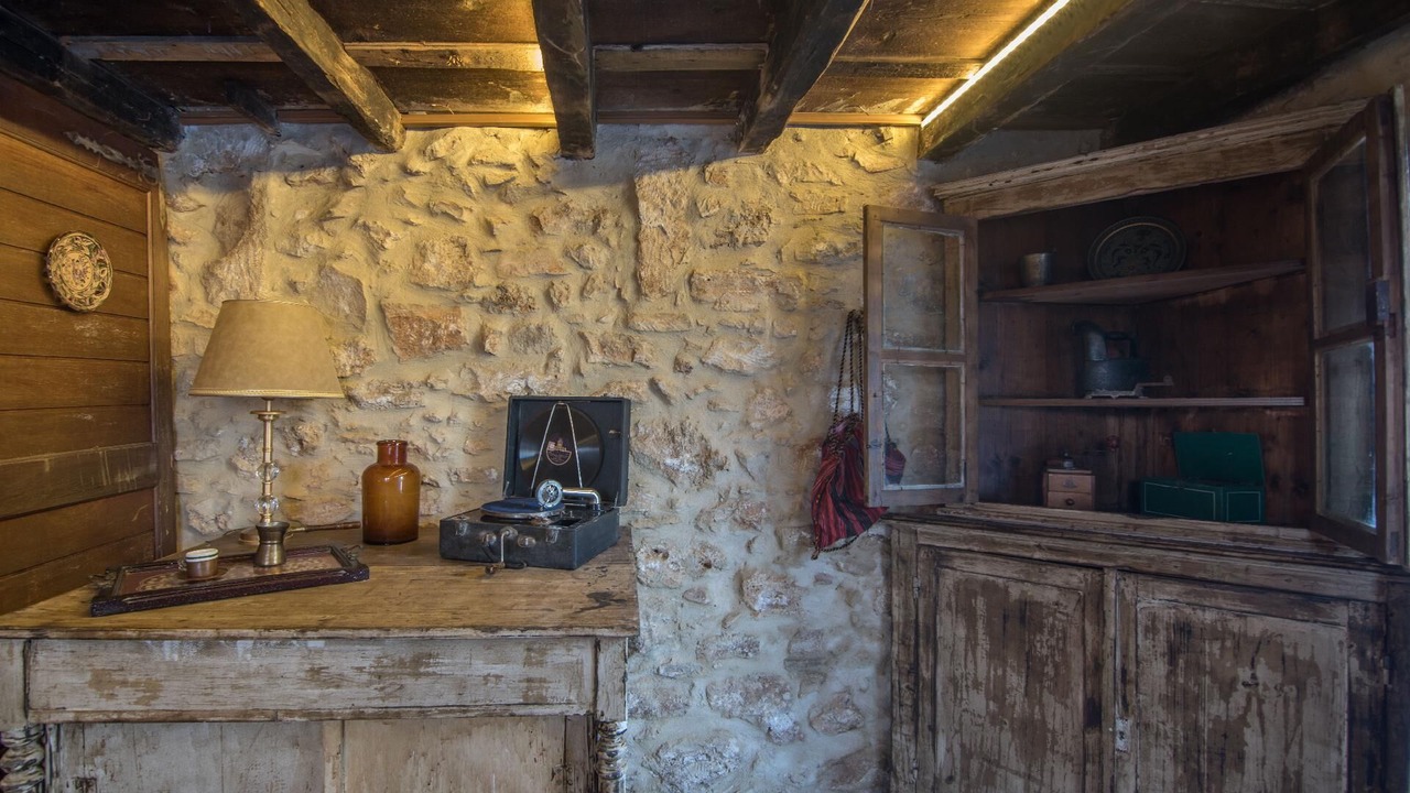 Photo of Kitchen in Megala Chorafia