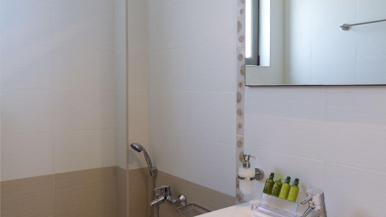 Photo of Bathroom in Skouloufia