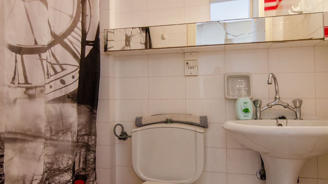 Photo of Bathroom in Ios Town