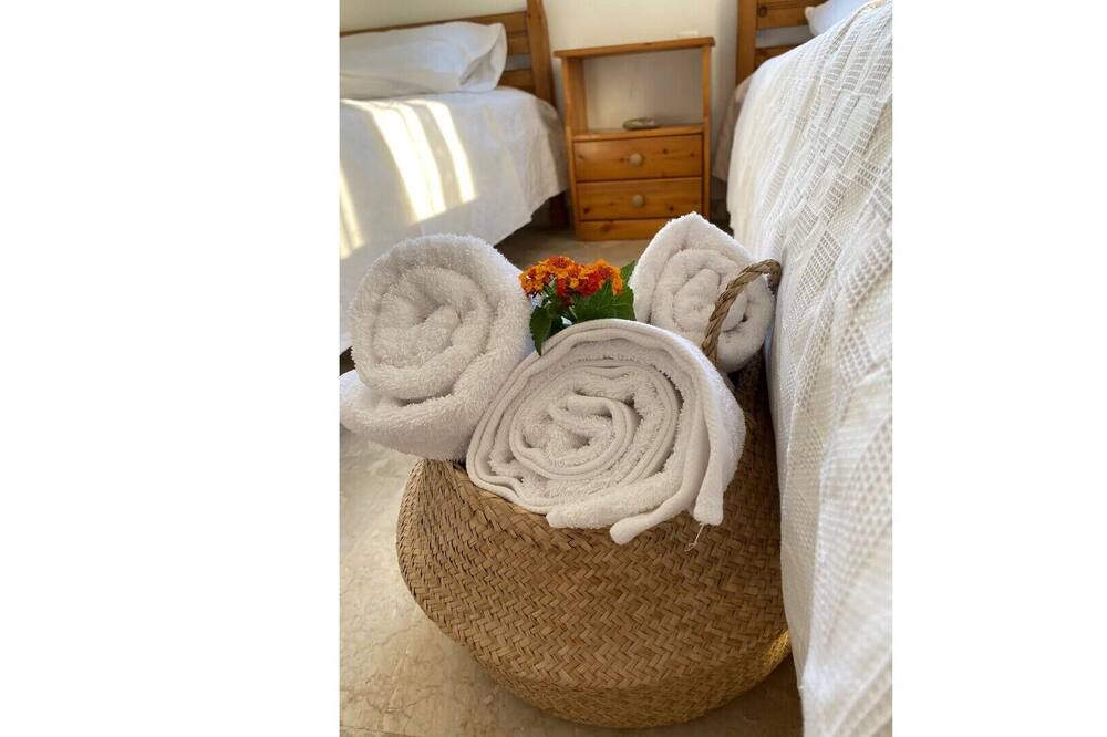 Photo of Bedroom in Kaloi Limenes