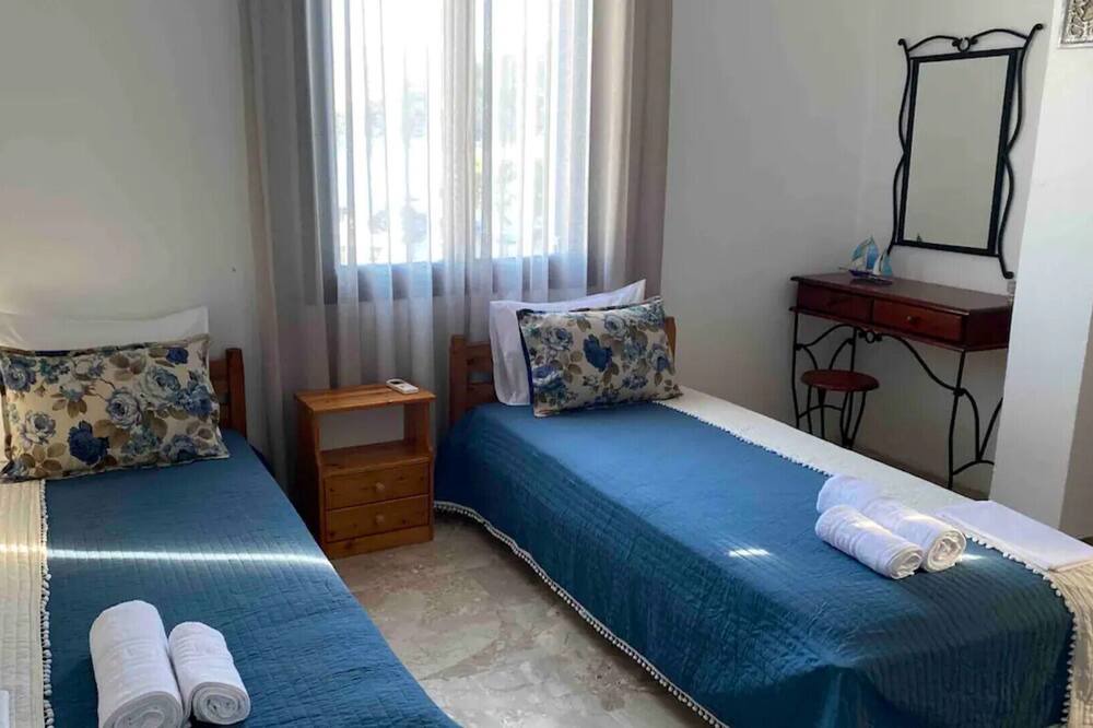 Photo of Bedroom in Kaloi Limenes
