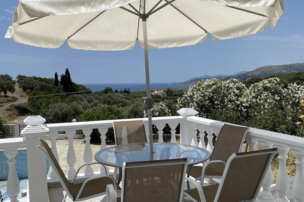 Photo of Patio Balcony in Samos