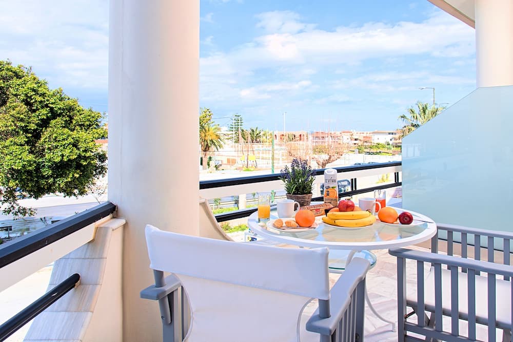 Photo of Patio Balcony in Paralia Kourna