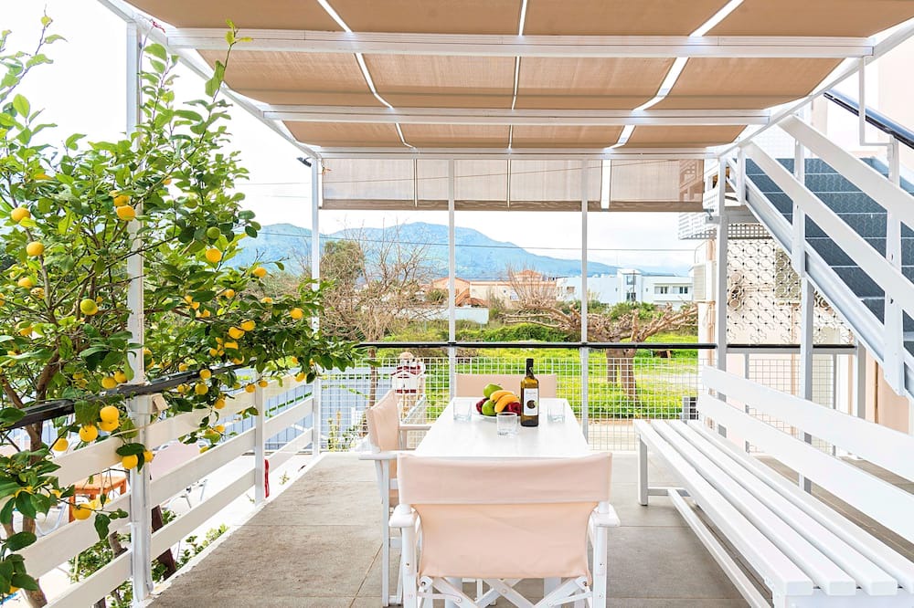 Photo of Patio Balcony in Paralia Kourna