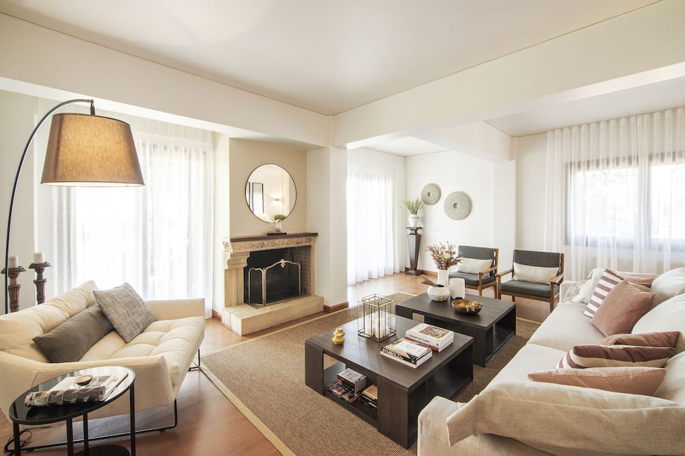Photo of Livingroom in Varkiza