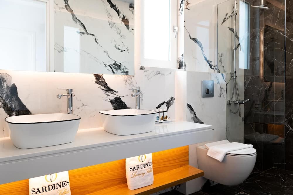 Photo of Bathroom in Aposelemis