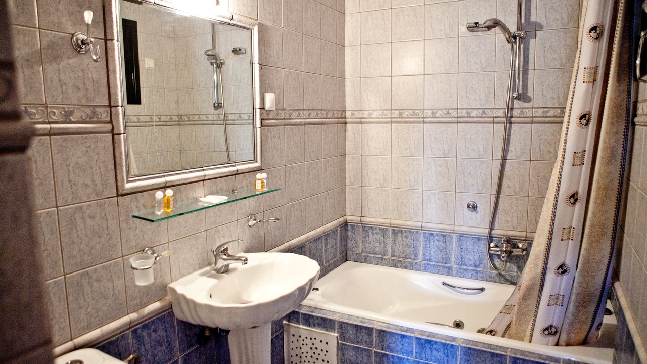Photo of Bathroom in Scala