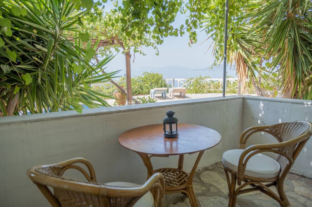 Photo of Patio Balcony in Koumeika