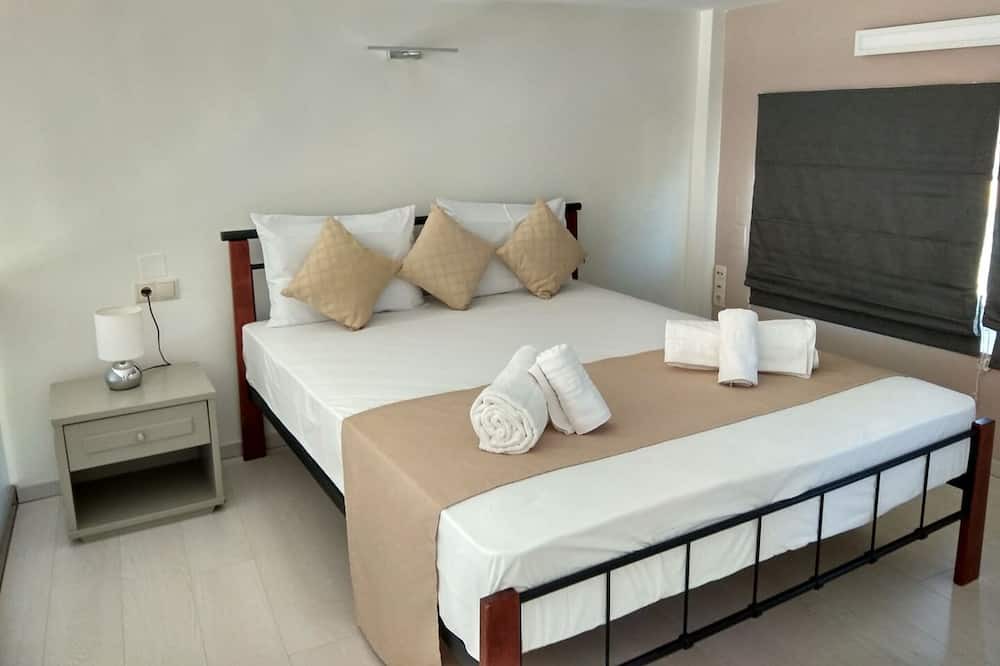 Photo of Bedroom in Mochos