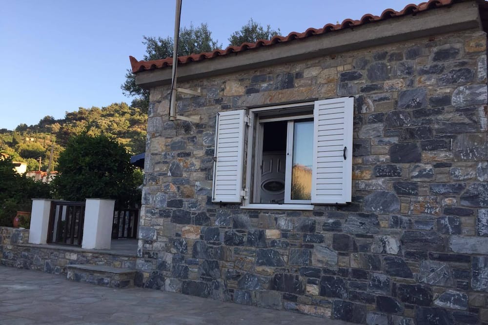 Photo of Outdoor in Agios Konstantinos