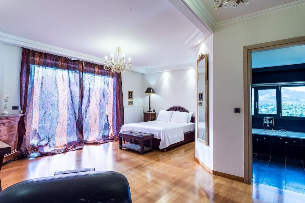 Photo of Bedroom in Palaia Fokaia