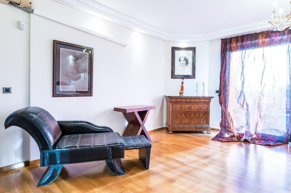 Photo of Livingroom in Palaia Fokaia