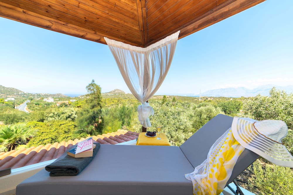 Photo of Patio Balcony in Vathi