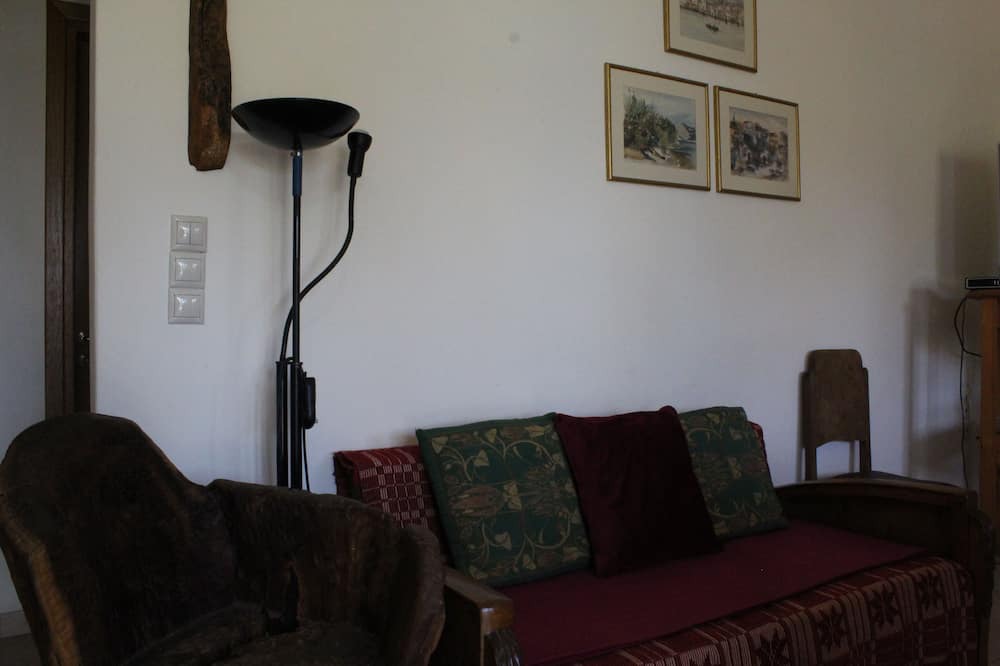 Photo of Livingroom in Faistos