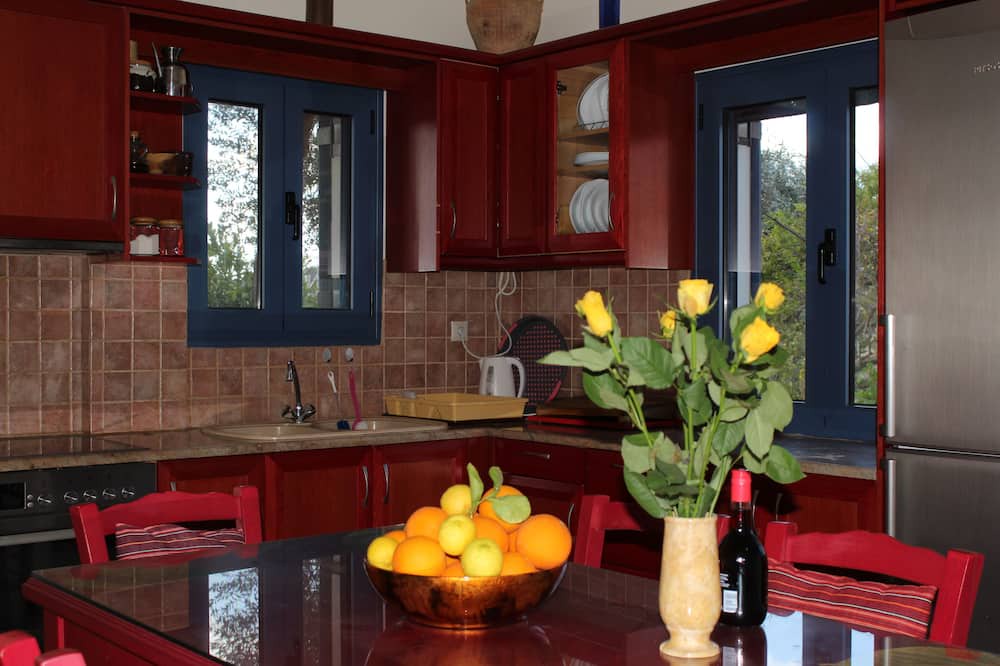 Photo of Kitchen in Faistos