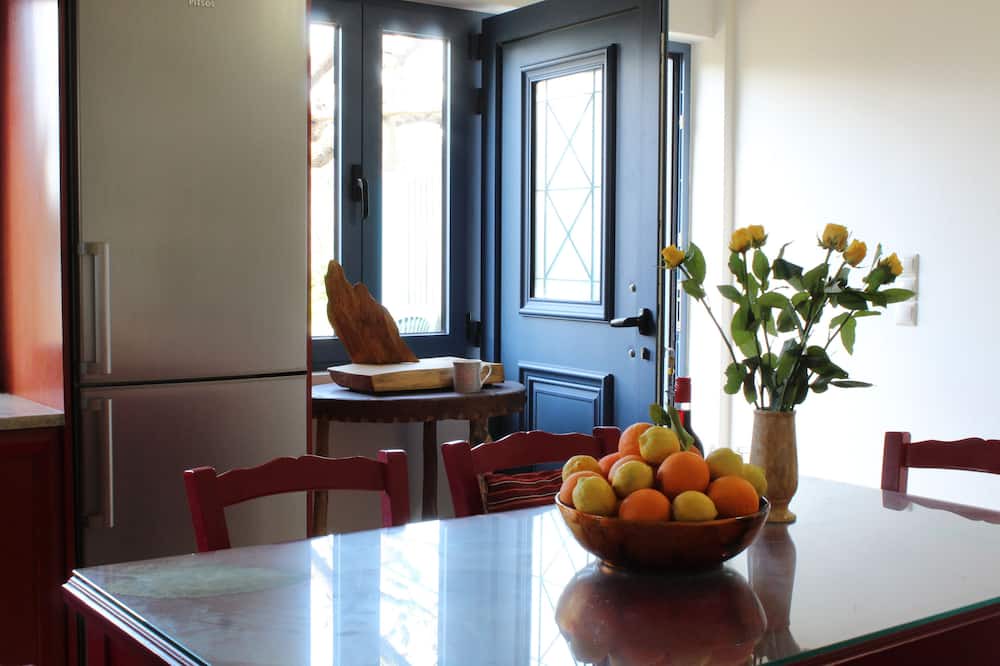 Photo of Kitchen in Faistos