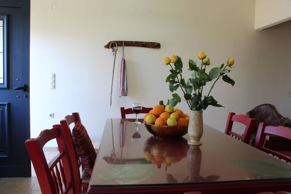 Photo of Kitchen in Faistos