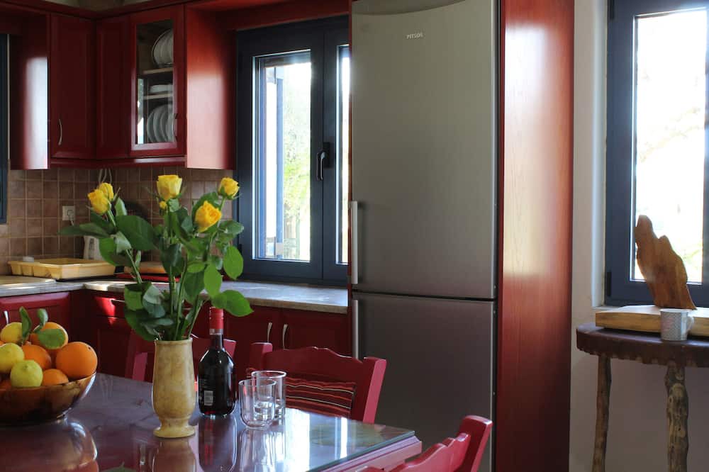 Photo of Kitchen in Faistos
