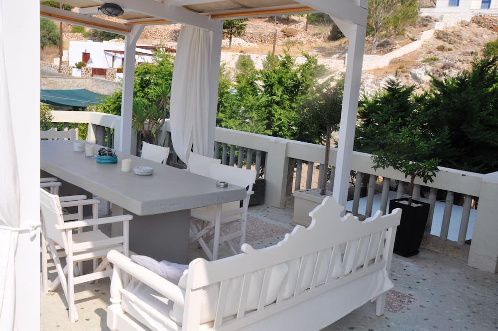 Photo of Patio Balcony in Psathi
