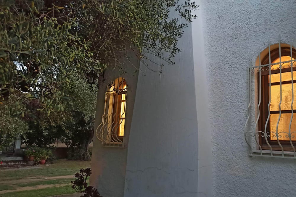 Photo of Outdoor in Gefira Mpania