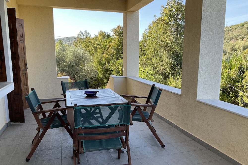 Photo of Patio Balcony in Pella Region