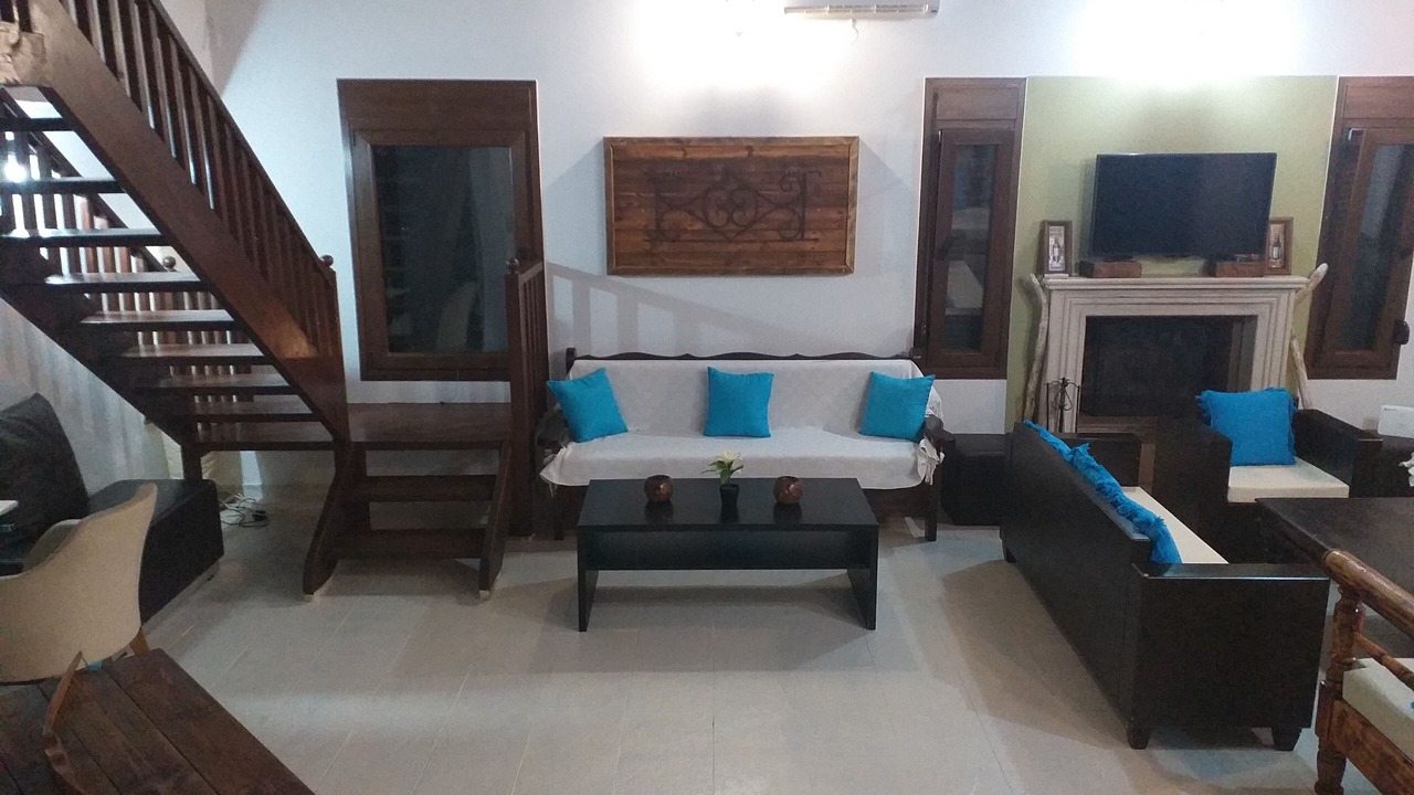 Photo of Livingroom in Kato Valsamonero