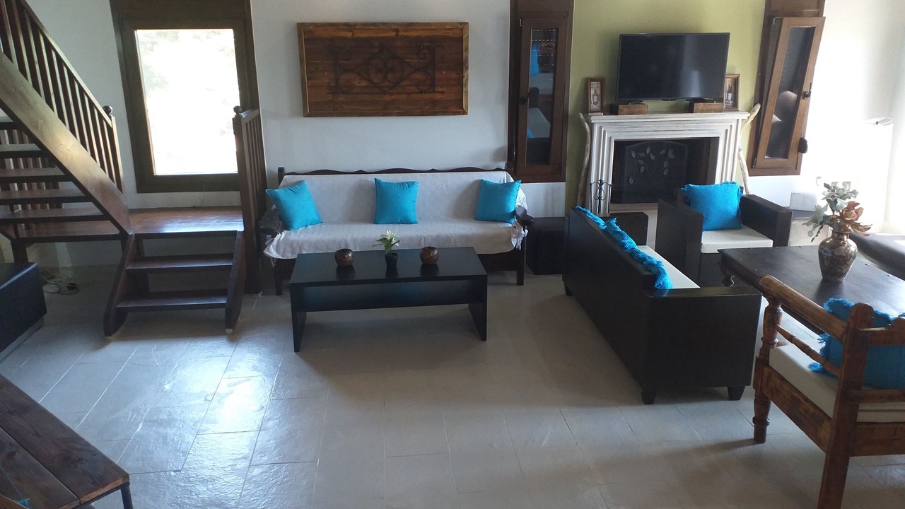 Photo of Livingroom in Kato Valsamonero
