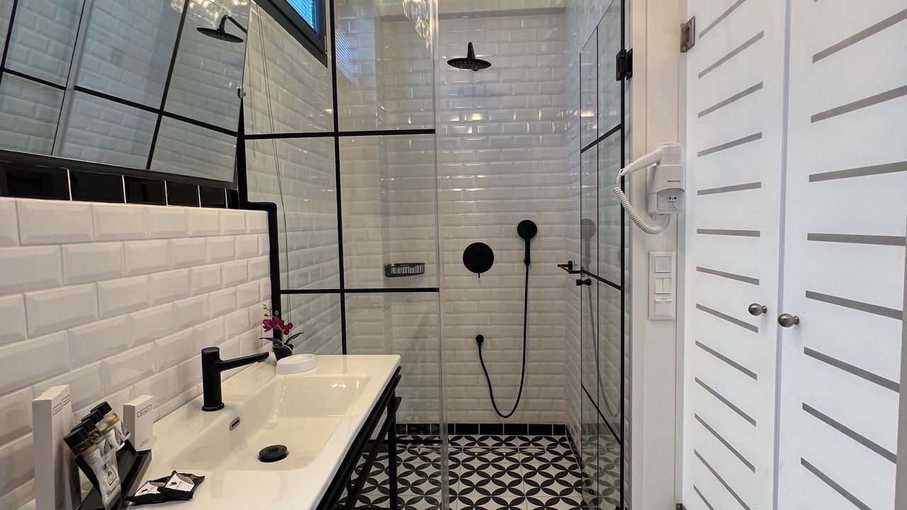 Photo of Bathroom in Paliouri