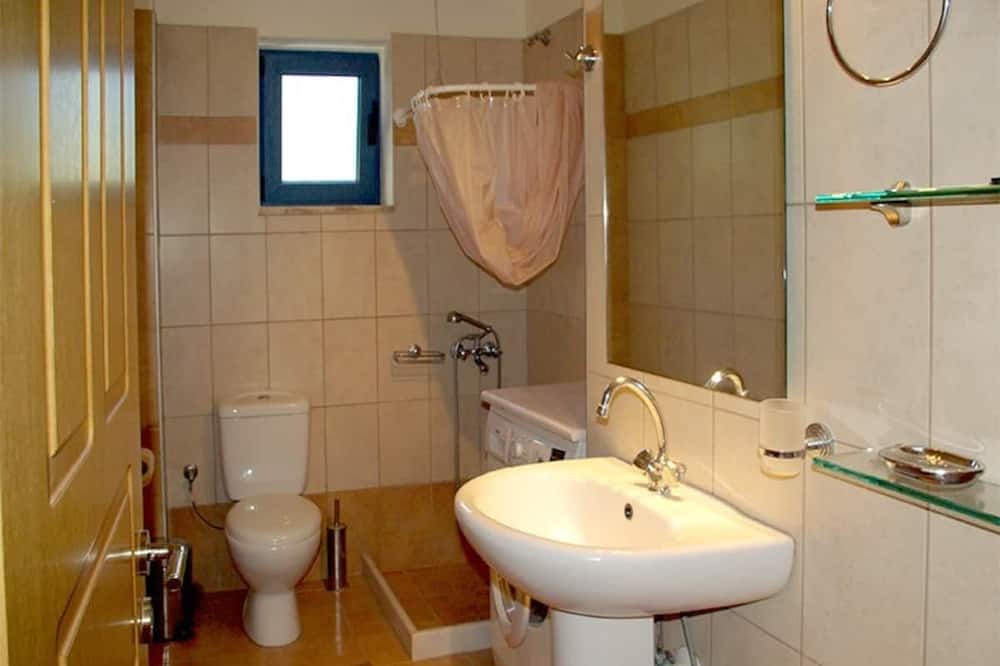 Photo of Bathroom in Faistos
