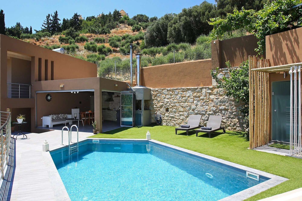 Photo of Others in Linoperamata